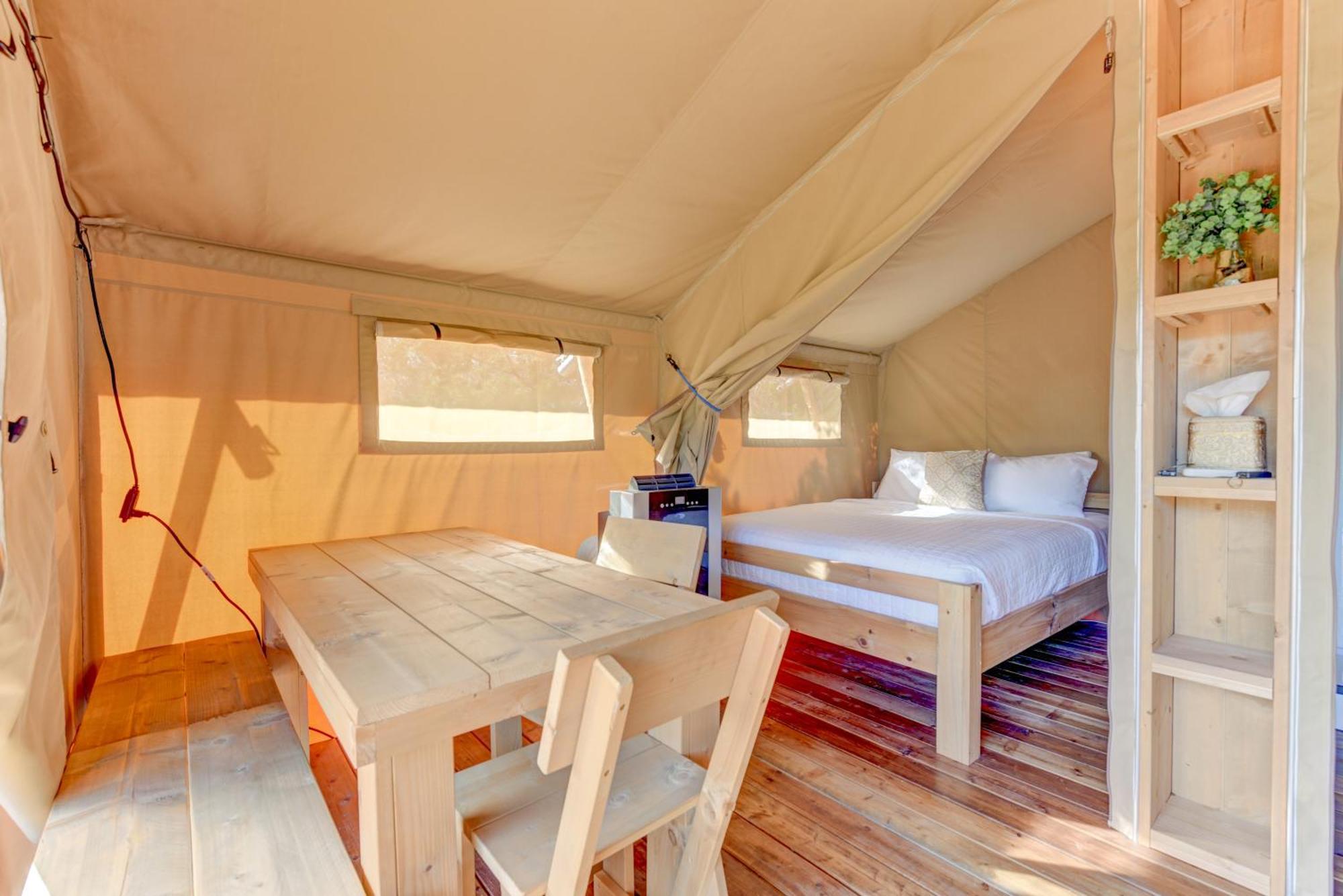 12 Fires Luxury Glamping With Heating #2 Hotell Johnson City Exteriör bild