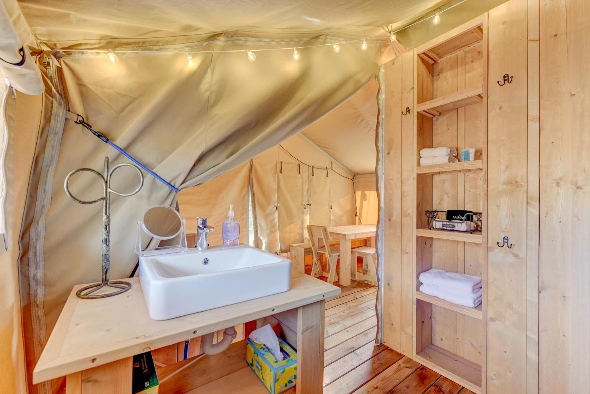 12 Fires Luxury Glamping With Heating #2 Hotell Johnson City Exteriör bild
