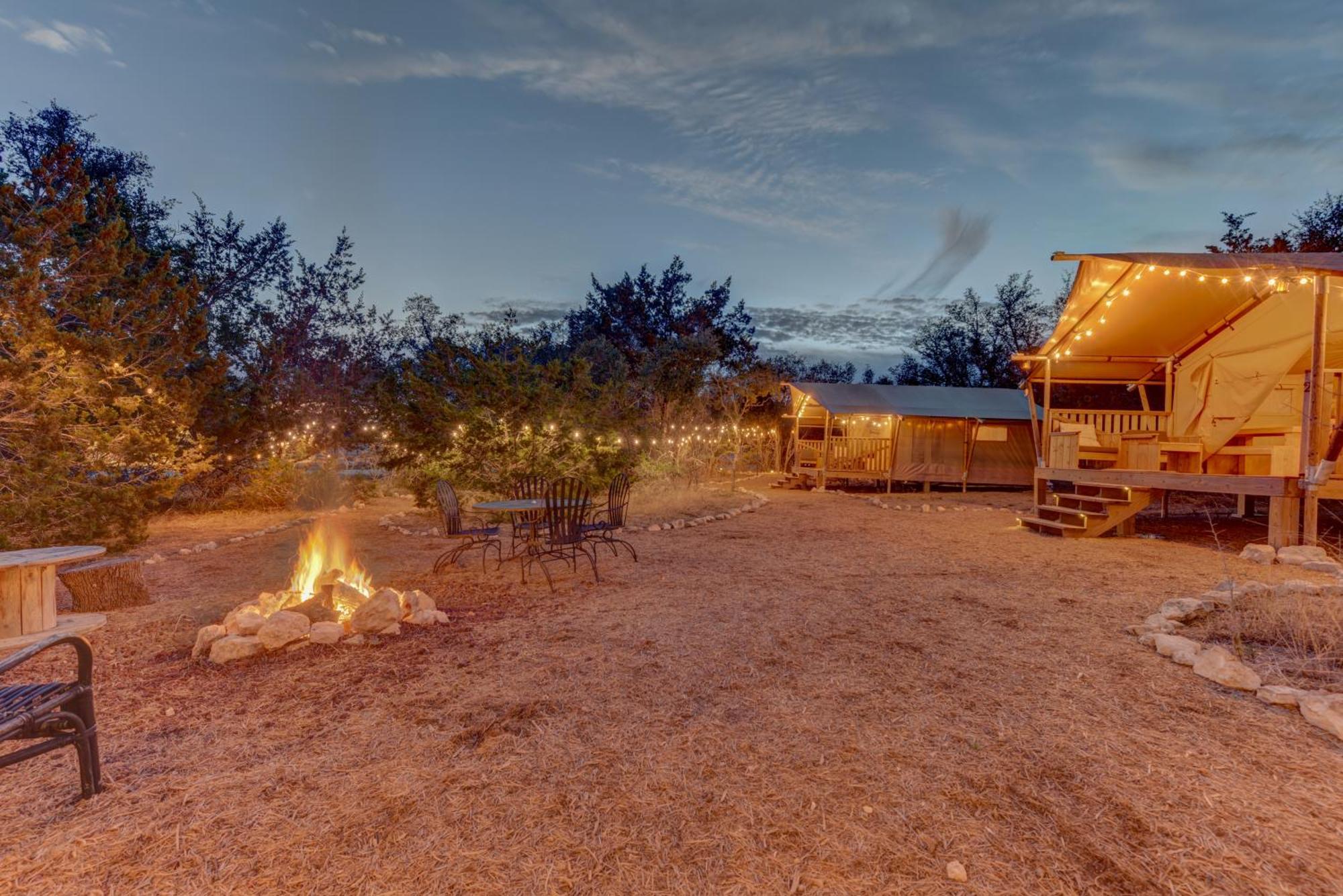 12 Fires Luxury Glamping With Heating #2 Hotell Johnson City Exteriör bild